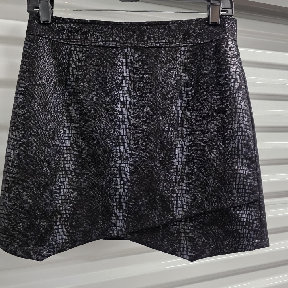 Jack by BB Dakota Charcoal Snakeskin Mini Skirt